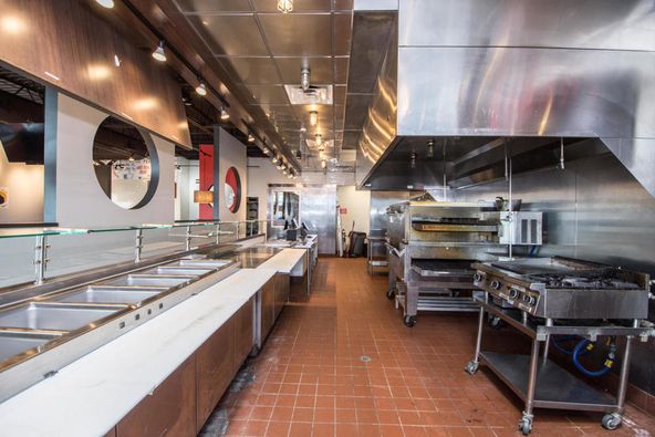 Uncle Maddio's Pizza: 1690 45th St S, Fargo, ND 58103
